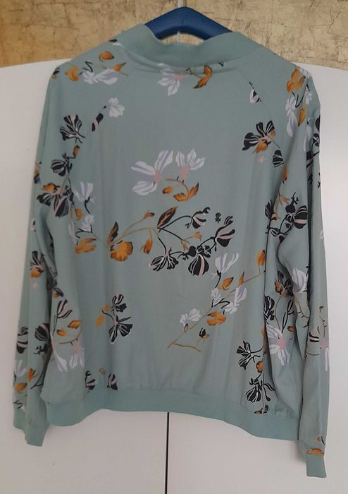 Красиво преходно яке 'Maja' с етикет