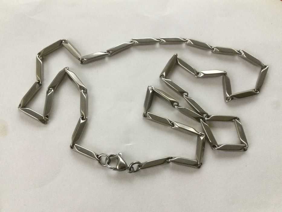 Lantisor inox (stailess steel) lungime 55 cm.