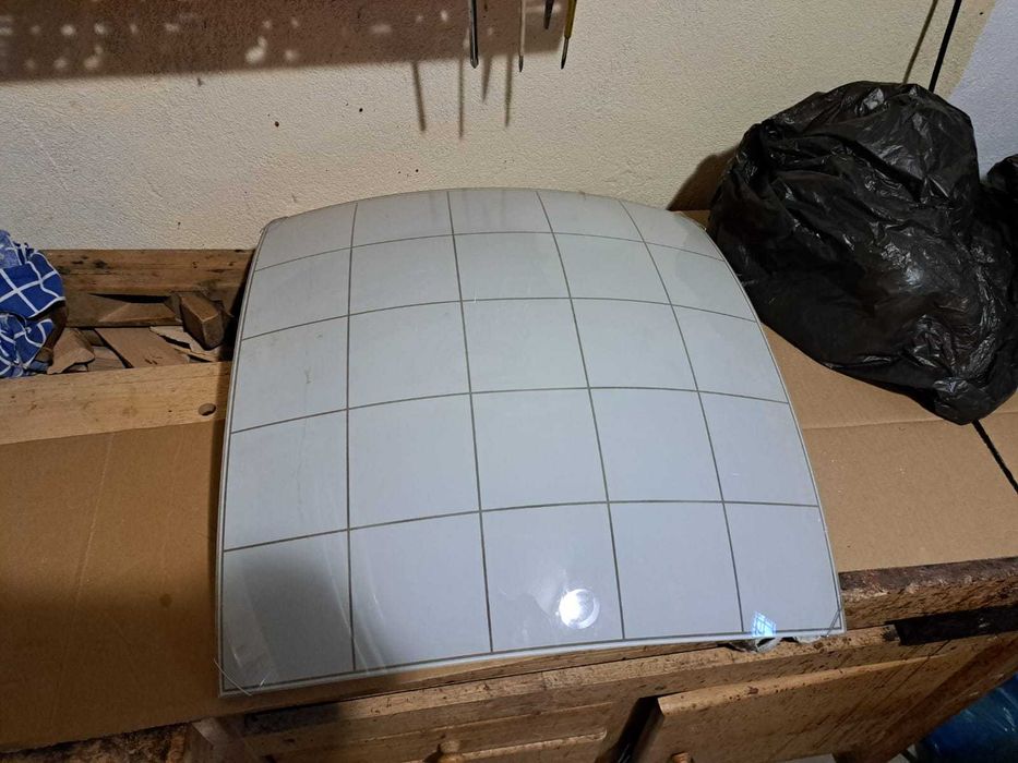 Corp iluminat veioza