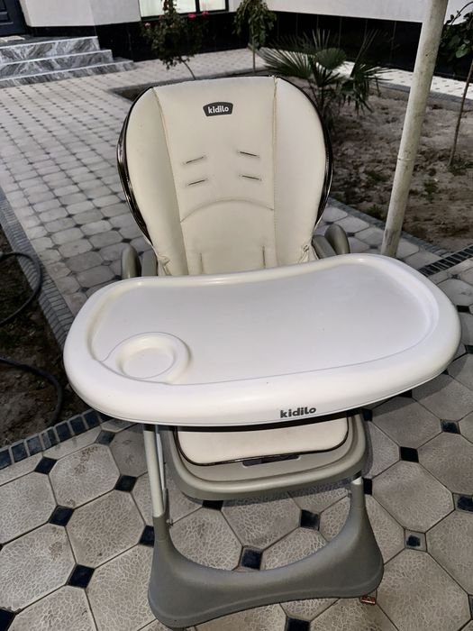 Столик для кормления