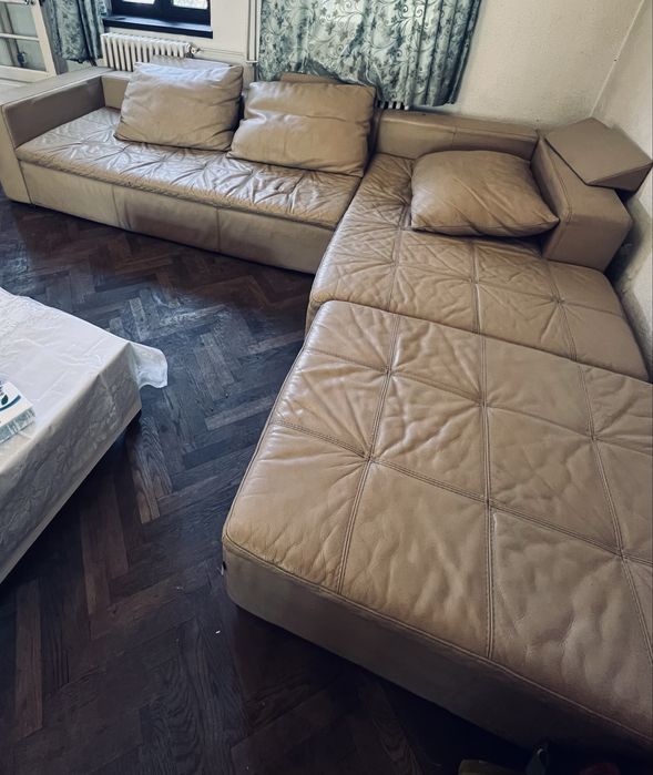 Coltar canapea mobexpert cu sezlong din piele naturala
