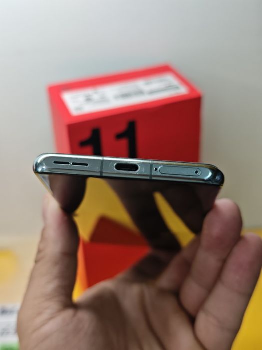 OnePlus 11 16+256 Gb