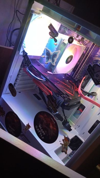 Белый системный блок