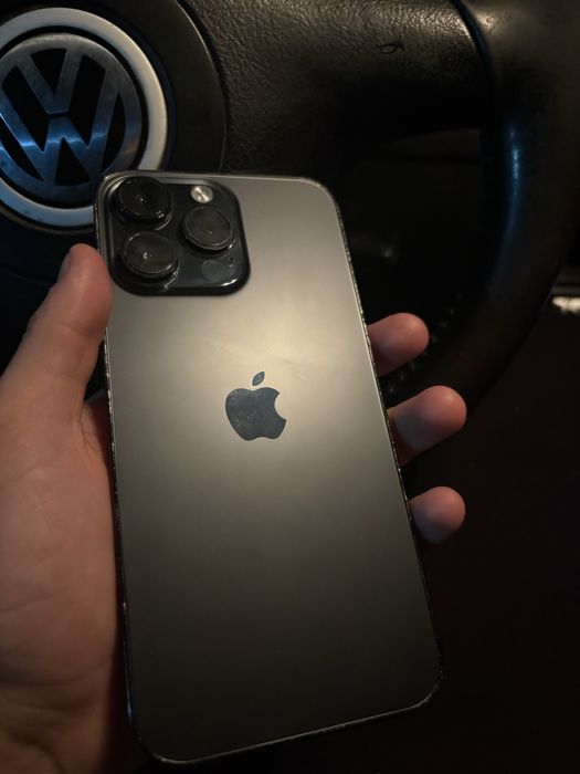Vand urgent iphone 14 pro max !!