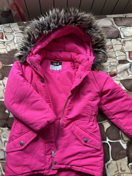 Куртка зимняя для девочки футурино