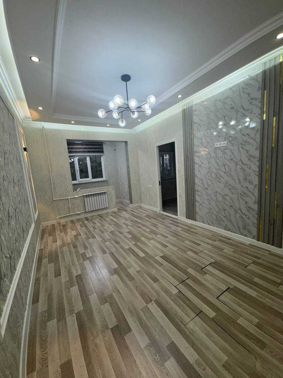 СРОЧНО !! Продается квартира в Яшнабаде 2/3/4 ( 50 кв/м ) Ависозлар 4