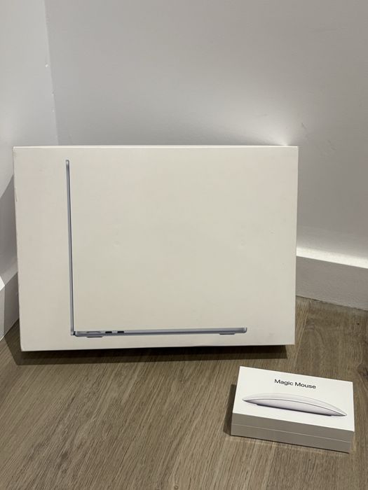Macbook air 13”, Apple M4, 16gb Ram, Sigilat, magic mouse, garantie