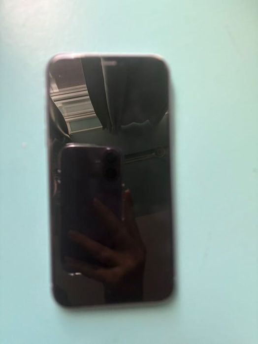 Vand Iphone 11 purple, 64gb