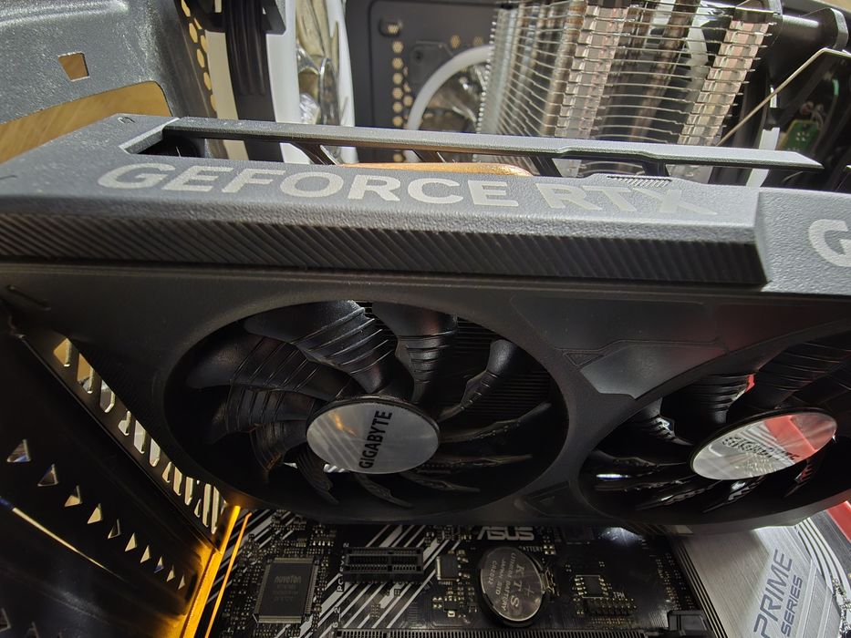 Placa video Gigabyte Nvidia RTX 4060