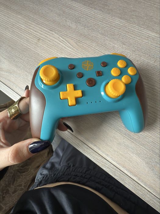 NINTENDO SWITCH |  + Игри & аксесоари