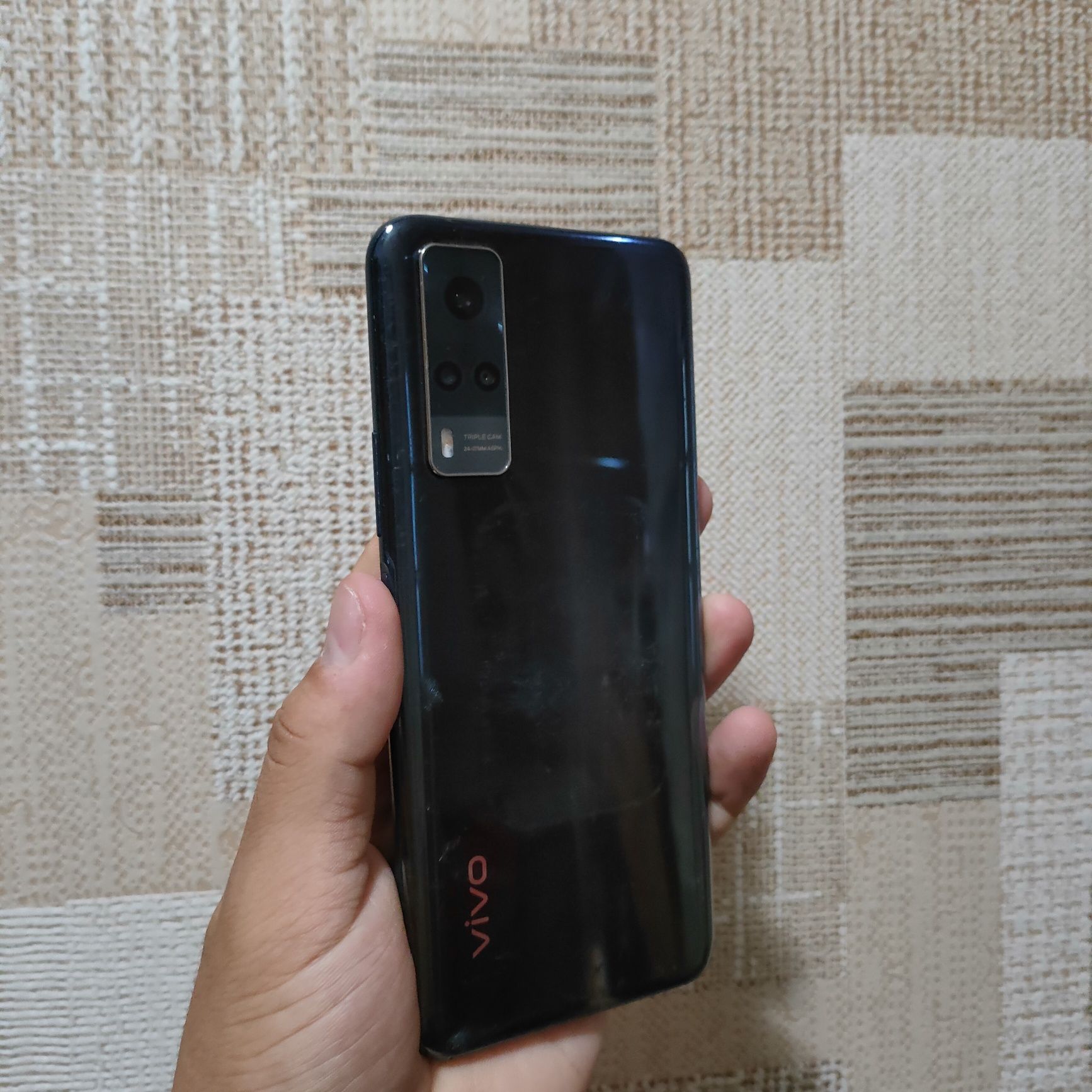 Vivo Y31 sotiladi 128/8Gb