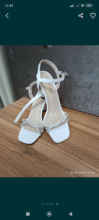 Босоножки женские