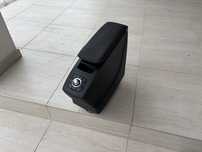 Cotieră față electrică   renault scenic 3  cu butoane navigatie+ radio