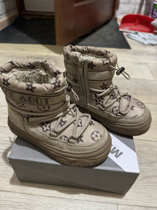 Б/у зимние ботинки на девочку в хорошем состоянии