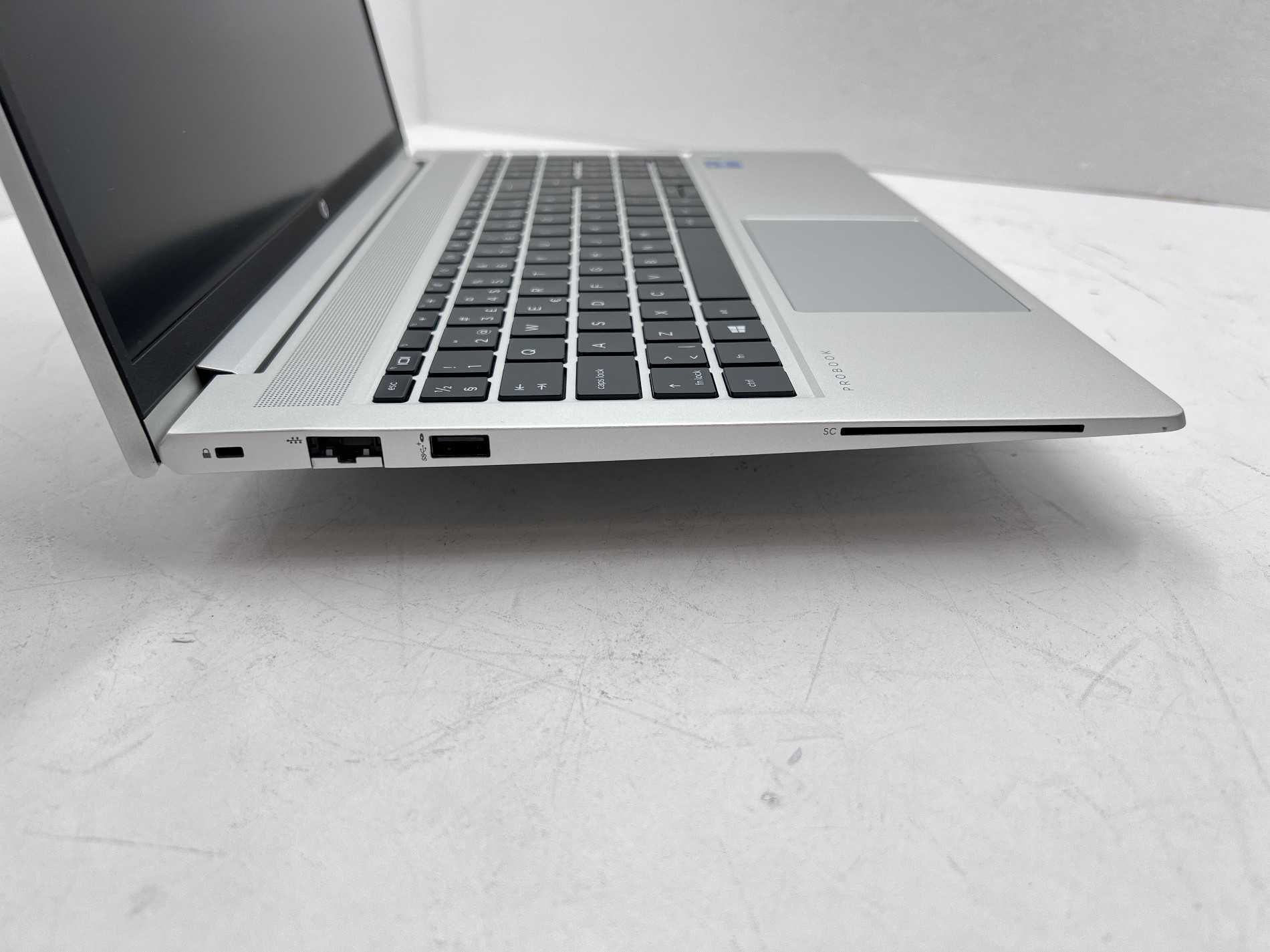 HP ProBook 650 G8 15.6" i7-1165G7 32GB 510GB /-> Добро състояние