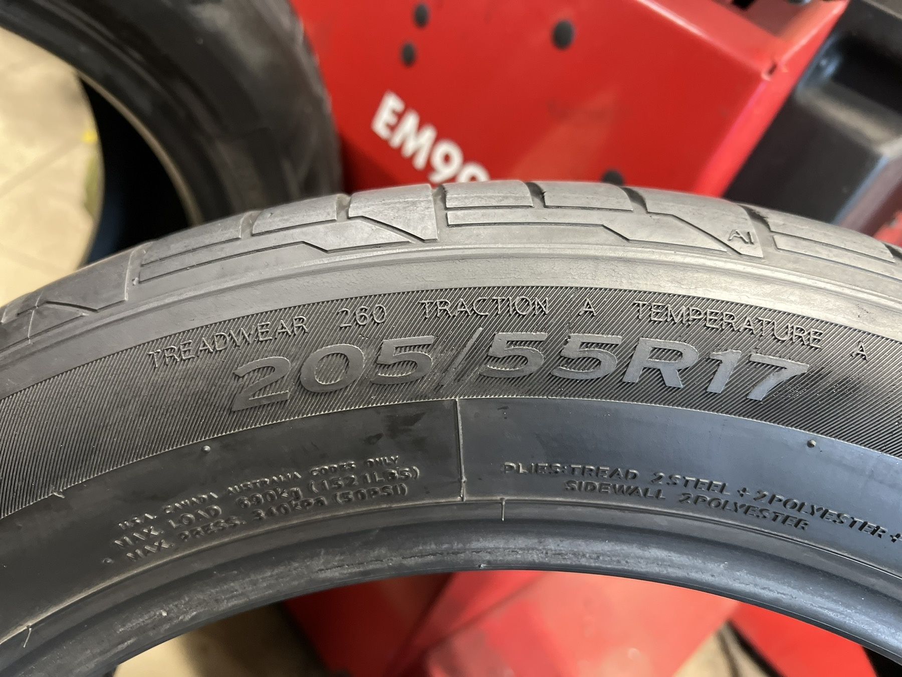 Летни гуми 205/55 R17 Hankook