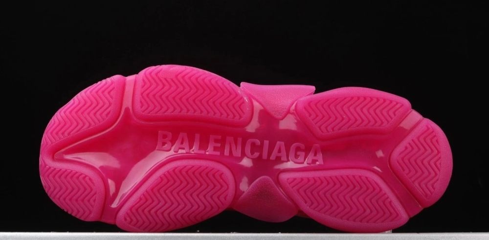 Balensiaga Triple маратонки