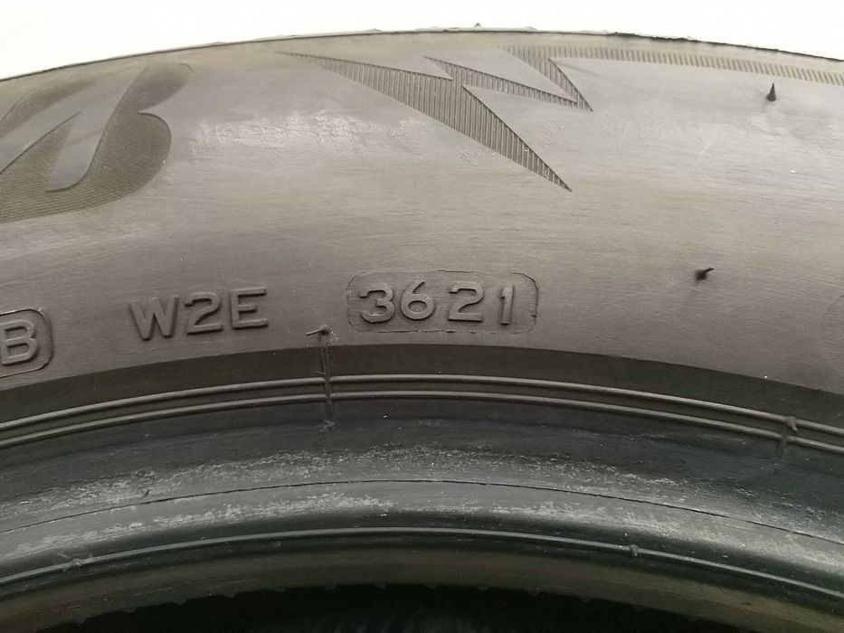 Bridgestone Blizzak LM005, 235/55/R17, 4бр. зимни гуми