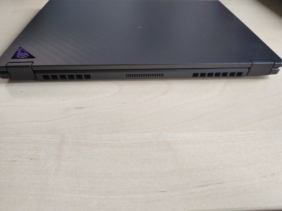 Asus ROG Flow X13 GV302X convertible 2 in 1