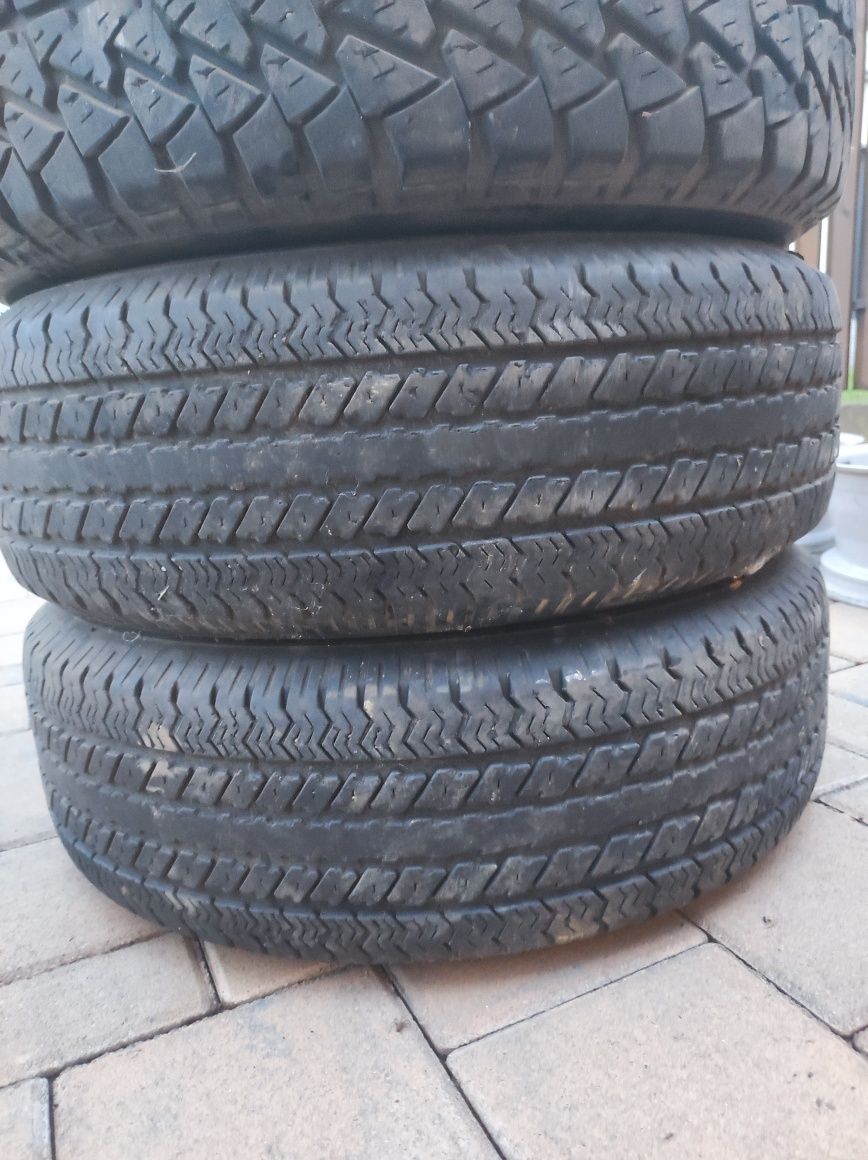 cauciucuri AT 225/75/15 Goodyear Wrangler