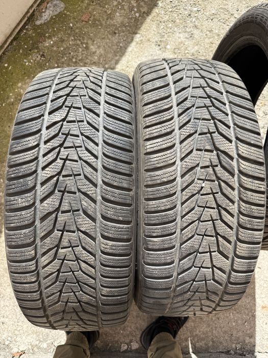 Зимни Гуми Hankook Winter i*cept evo3 245/45/R20