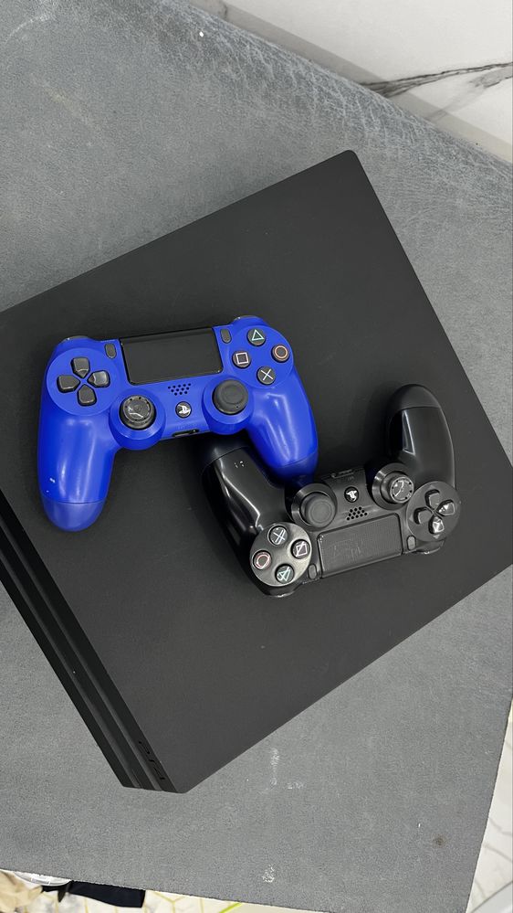Play Station 4pro 1tb