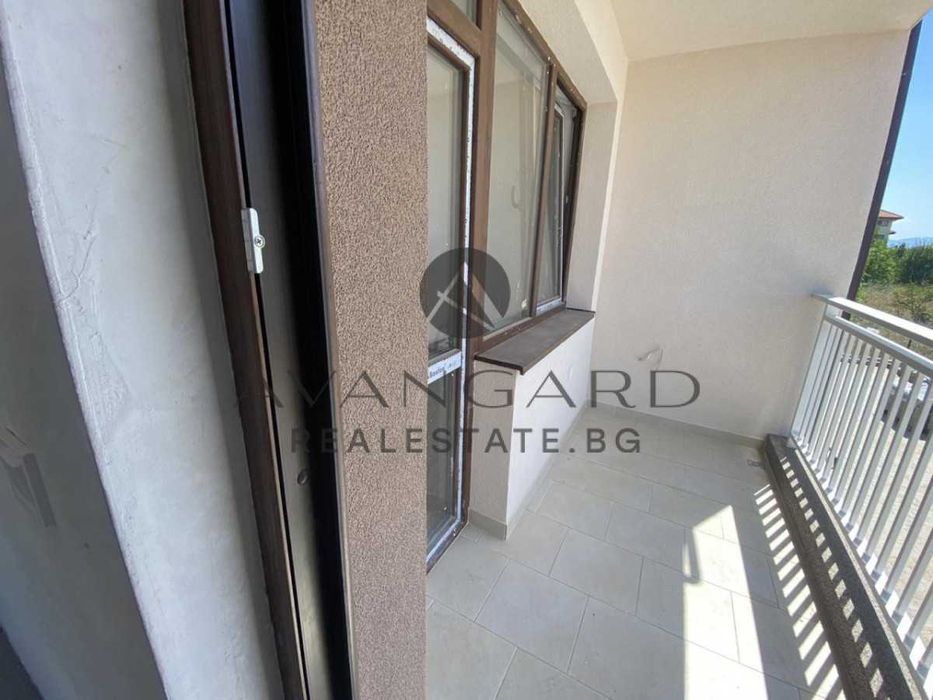 Продава се Двустаен апартамент в Пловдив, Остромила - 70 кв.м за 1372 €/кв.м - Снимка #5