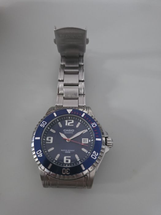 Vănd ceas casio mdv1053 cuarț