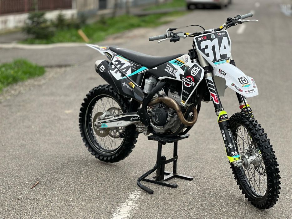 Vând Husqvarna FC 250 2021/Pornire buton/Mape+Tc Preț:4200€ neg!
