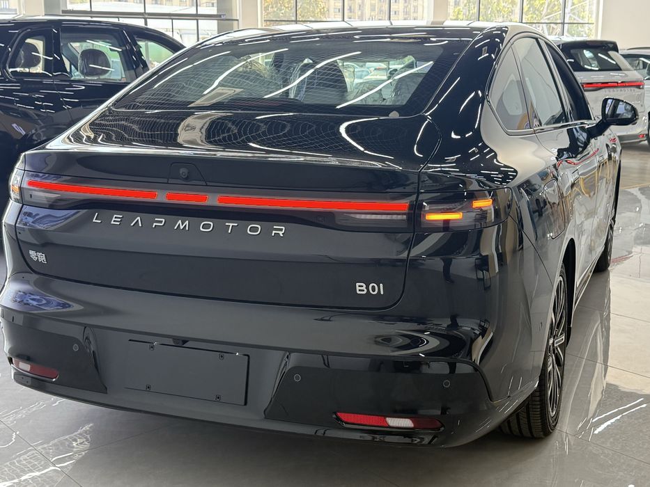 Leapmotor b01 elektr 550 km 2026 versiya