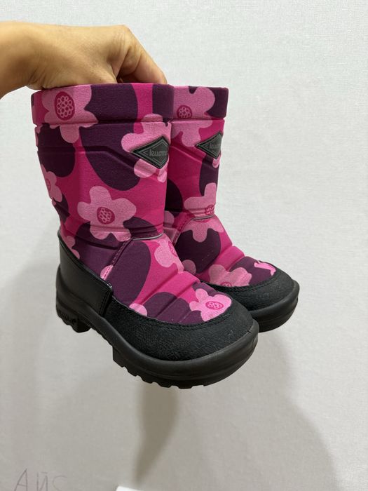 Продам дутики kuoma для девочек