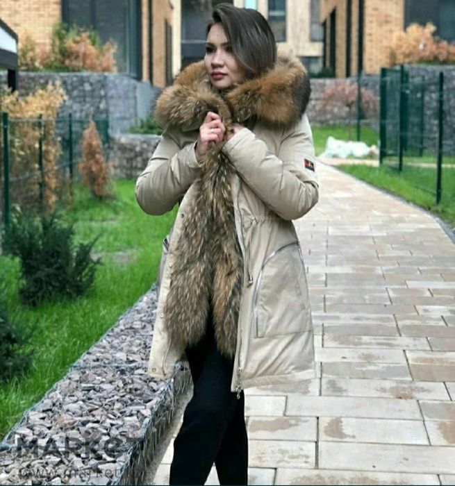 Трендовая парка/пуховик