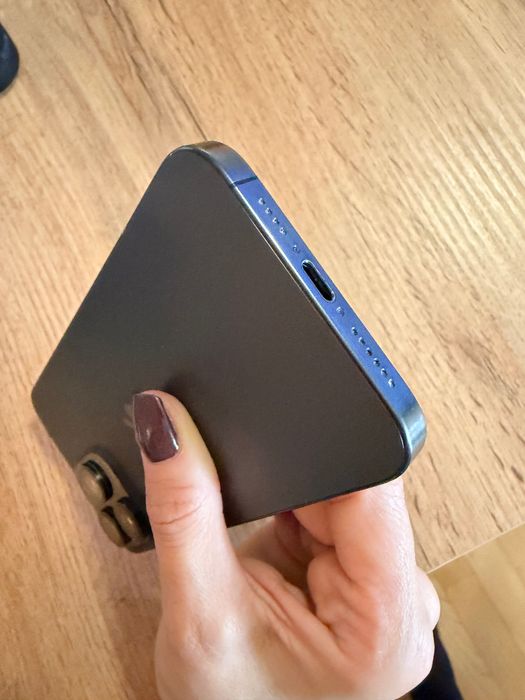 iPhone 15 Pro Max 1TB Black Titanium impecabil folie si husa premium