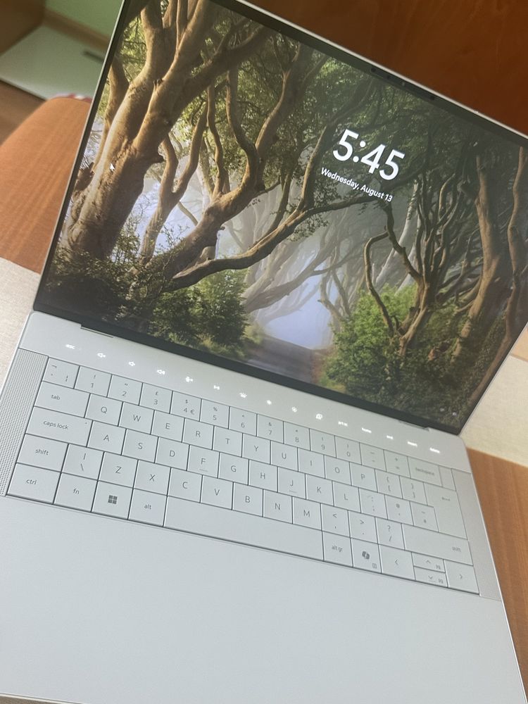 Dell XPS 9440 НОВ !