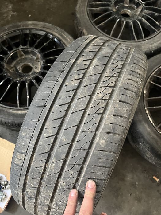 Jante aliaj Ford cu cauciucuri r18