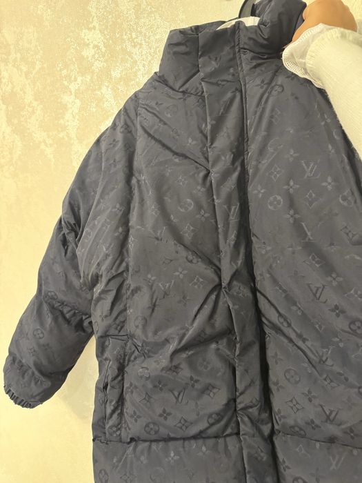 Продам зимнюю женскую куртку