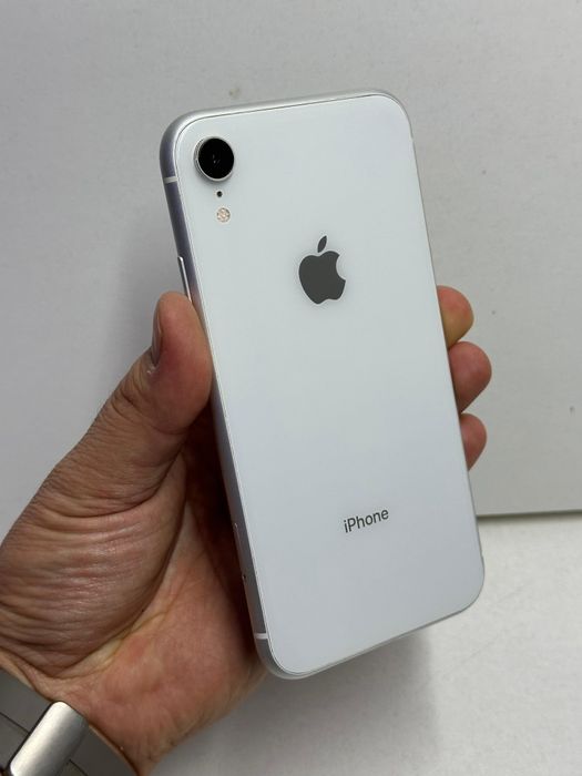 Продам Айфон Xr 128г Экран Трещина