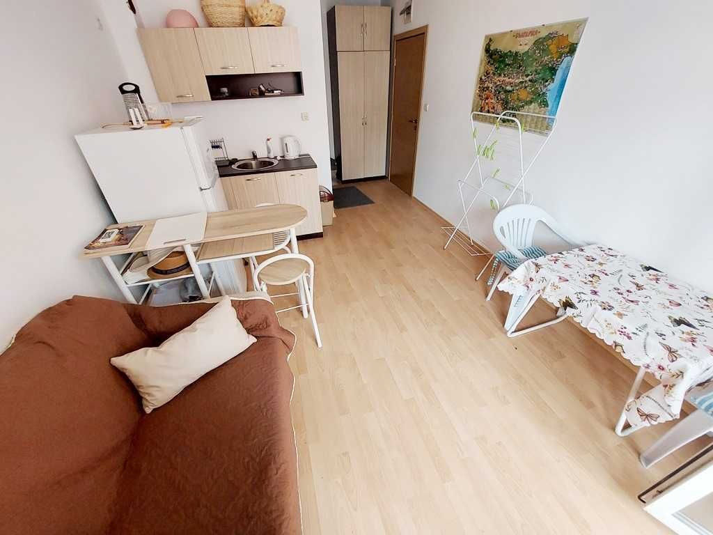 Продава се Едностаен апартамент в к.к. Слънчев бряг - 28 кв.м за 983 €/кв.м - Снимка #1