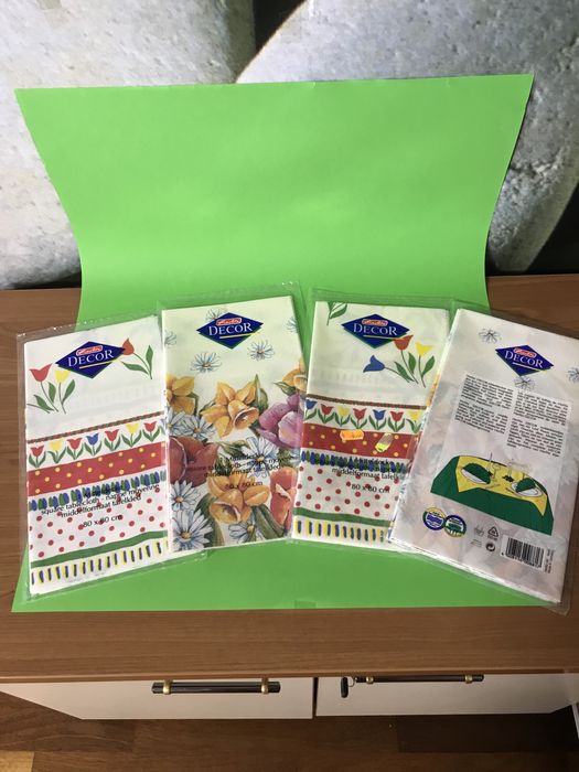 Lot 4 fețe de masa 80x80cm