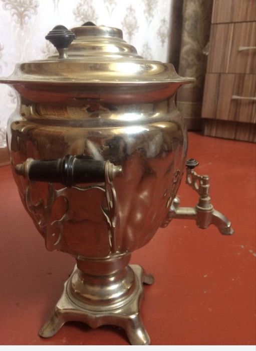 Продам.  Самовар.  электрическии