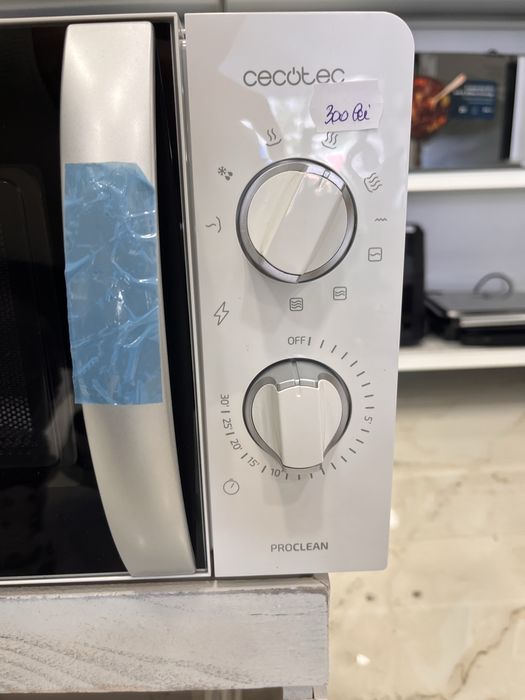 Cuptor cu microunde cecotec