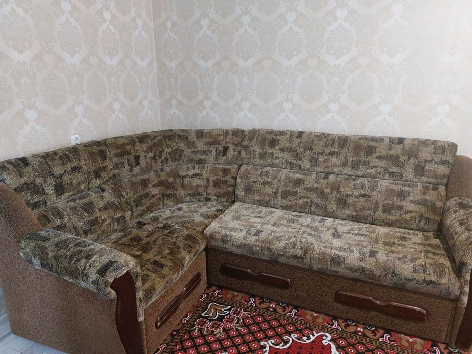 Продам мягкий уголок