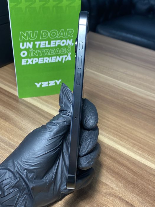 iPhone 16 Pro Max / 256 GB /  Sănătate baterie 94% / Foarte bun