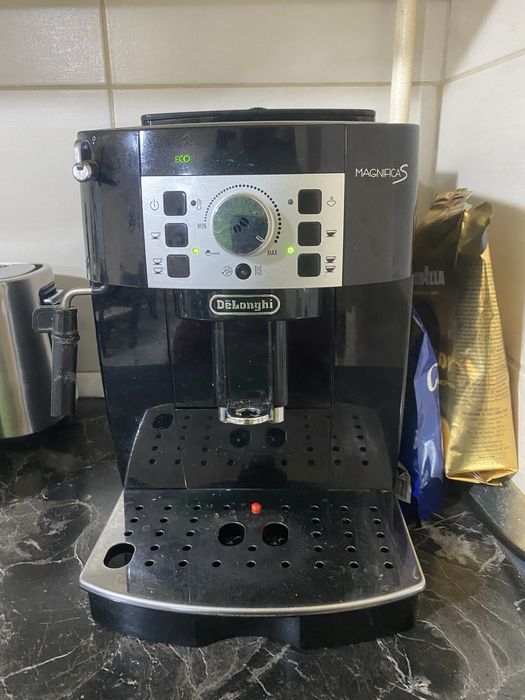 Expresor cafea DE LONGHI magnifica S