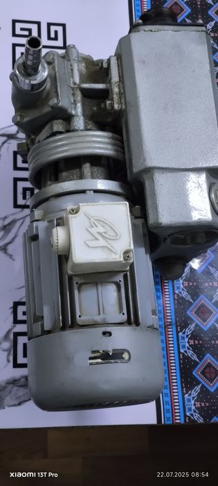 Вакуумный насос XD-20