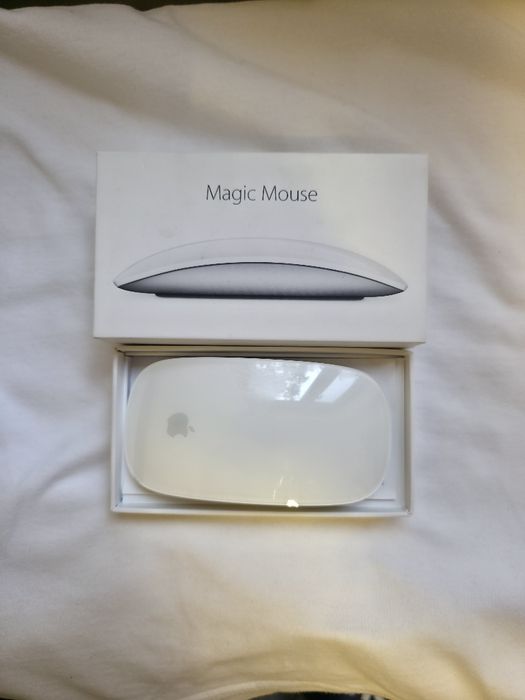 Magic Mouse 2 Original in Cutie Originala [Pret Negociabil]