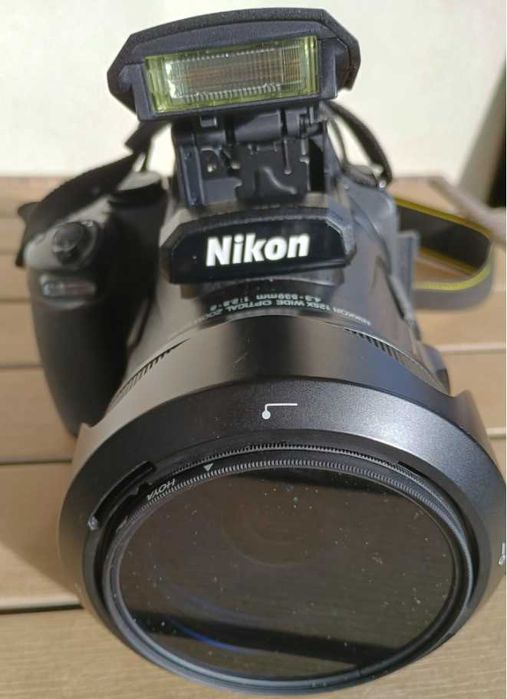 Фотоапарат NIKON P1000 16 MP,  125X zoom, 24-3000 mm, 4к видео