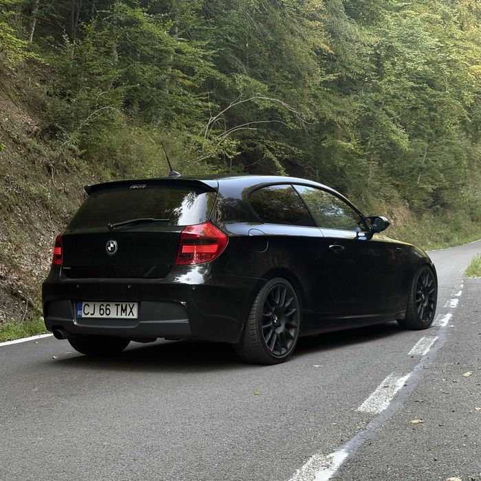 BMW Seria 1 / 2.0 diesel BiTurbo/ Manual 6+1 / Pachet M