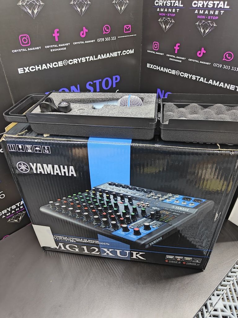 Yamaha MG12XUK – Mixer 12 canale cu USB şi efecte digitale