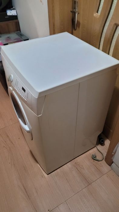 Пералня Electrolux EWF 5kg.